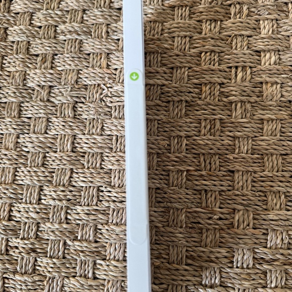 GREAT GIFT: *NEW* *UNOPENED BOX* Apple Watch Sport Band - Picture 7 of 7